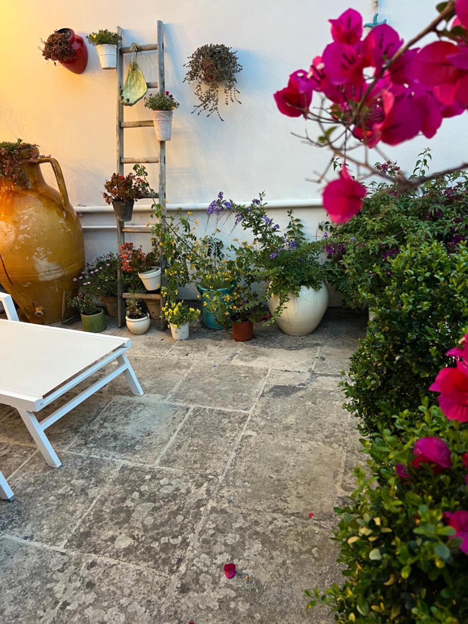 Suite Battisti 7 Lecce Exterior photo